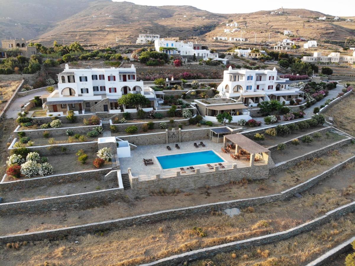 En Plo Aparthotel Agios Romanos Exterior photo