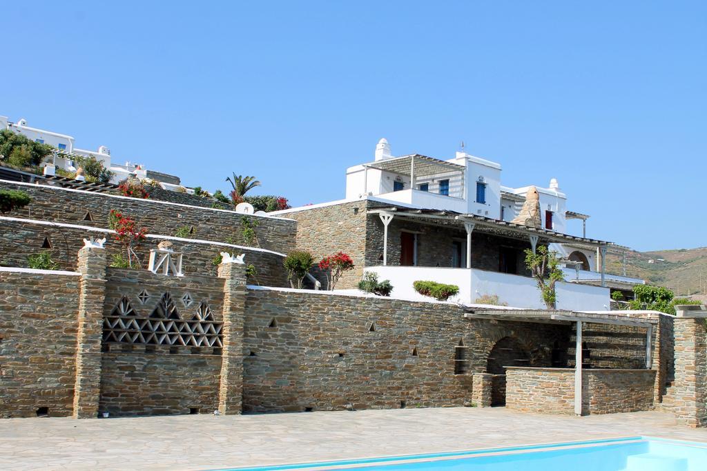 En Plo Aparthotel Agios Romanos Exterior photo
