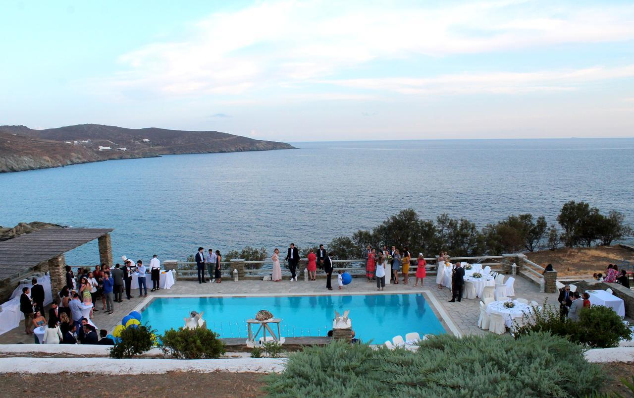 En Plo Aparthotel Agios Romanos Exterior photo