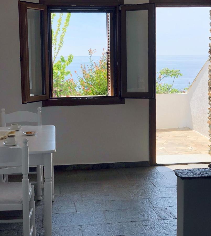 En Plo Aparthotel Agios Romanos Exterior photo